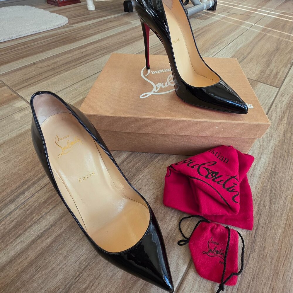 Christian Louboutin Black Patent Pigalle Pump with Signature Red Sole - Picture 2 of 13